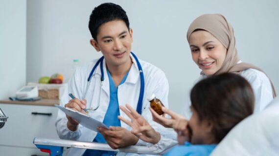 Rekomendasi Metode Sunat Bandung Modern untuk Jagoan, Ortu Wajib Tahu!