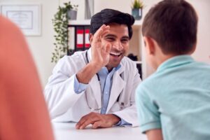 Sunat Massal: Manfaat, Prosedur, Hal yang Perlu Diketahui Orang Tua, dan Rekomendasinya di Garut