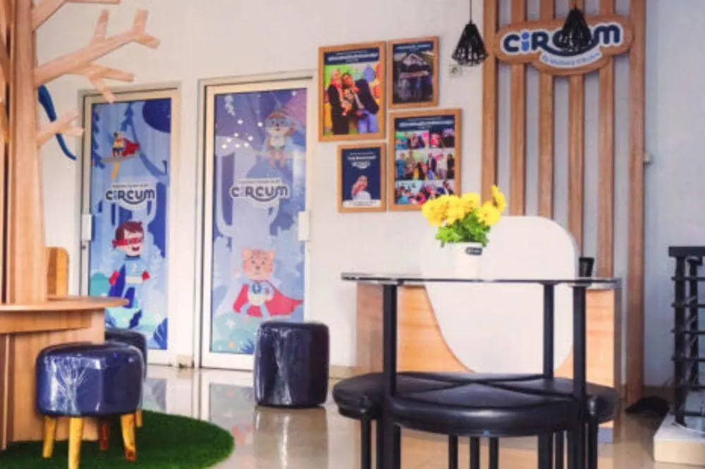 ruangan circum sunat cibubur